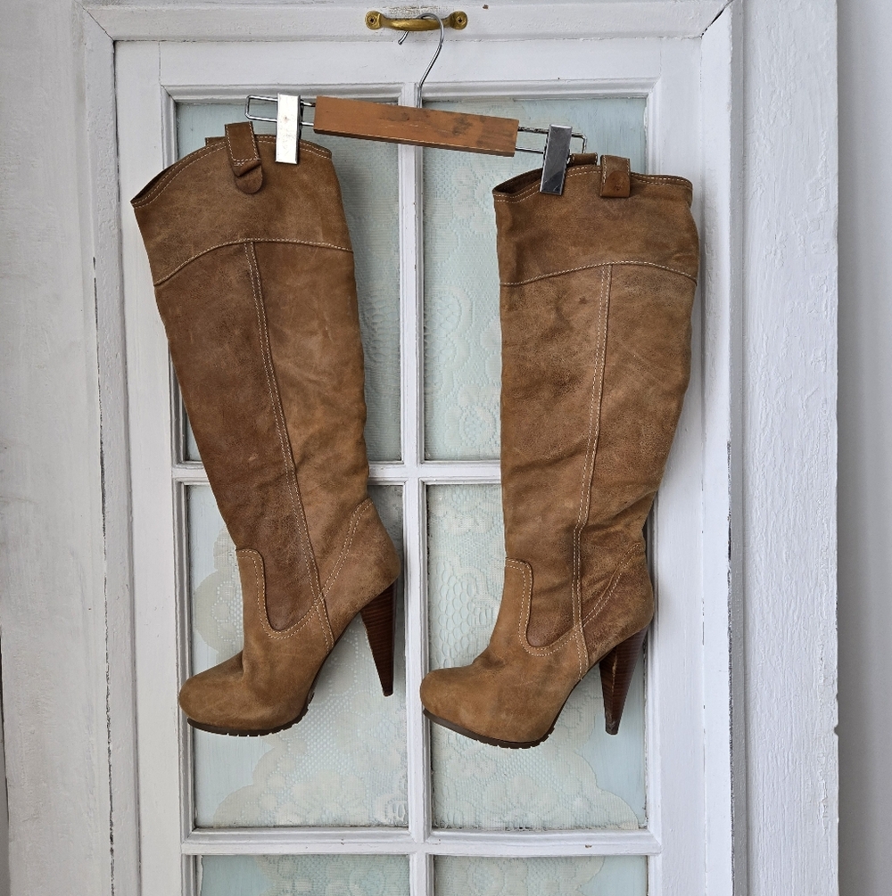 Report Tan Suede Knee High Heeled Boots Size 7.5